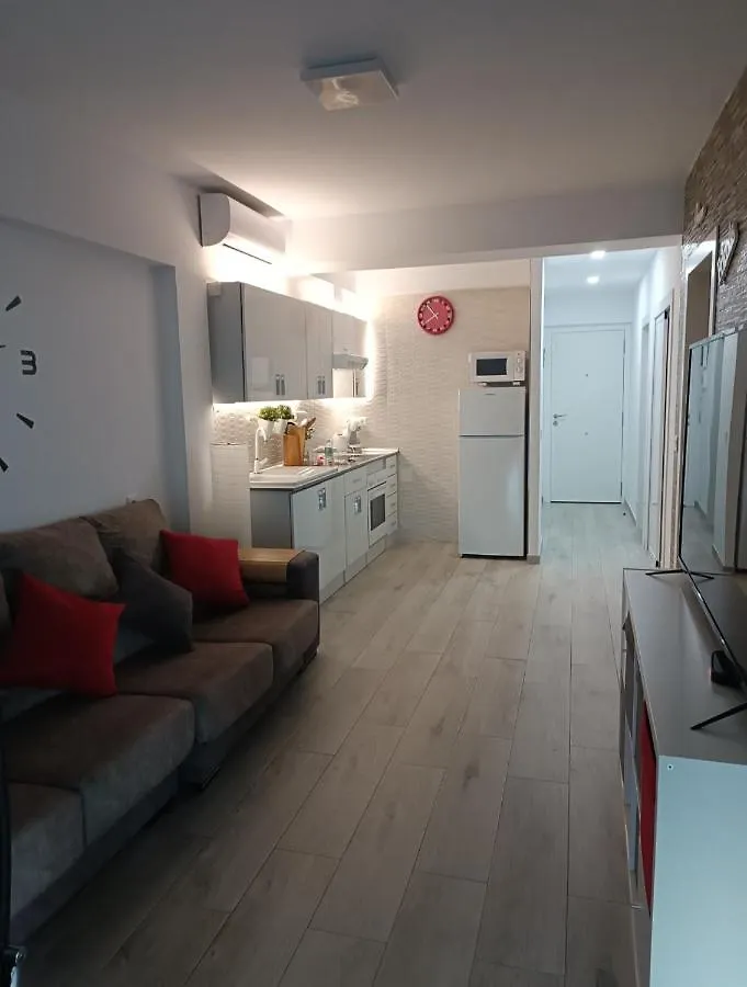Apartamento Primera Linea De Playa 托雷莫利诺斯 公寓